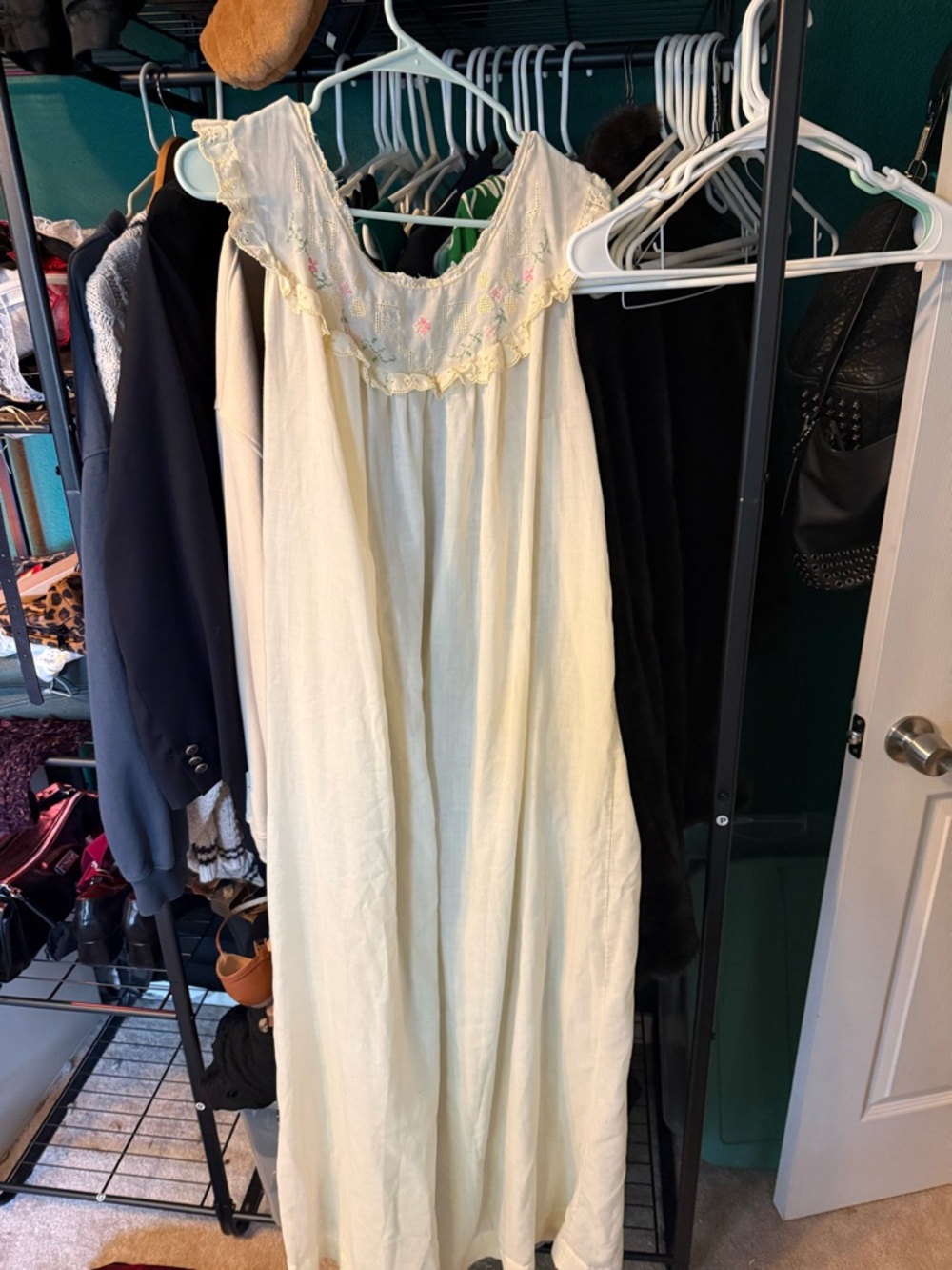 Vintage Barbizon Women's Cream Nightgown with Floral Lace Yoke